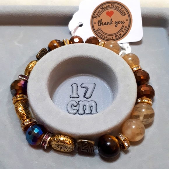 Mixed Crystal & Semiprecious Stone Bracelet - Picture 2 of 2